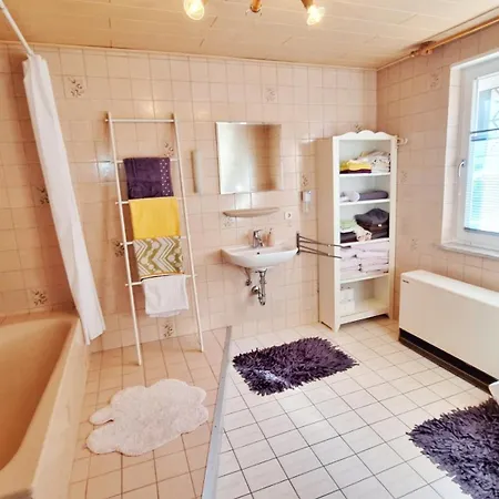 Gute Preise Gute Reise I 4 Und 2 Baeder Auf 130qm * Neuried (Baden-Wurttemberg)
