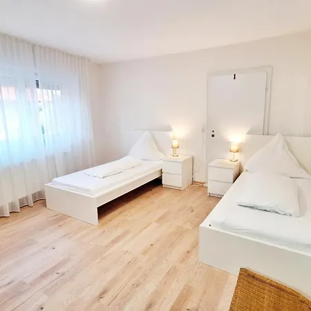 Gute Preise Gute Reise I 4 Und 2 Baeder Auf 130qm Daire Neuried (Baden-Wurttemberg)